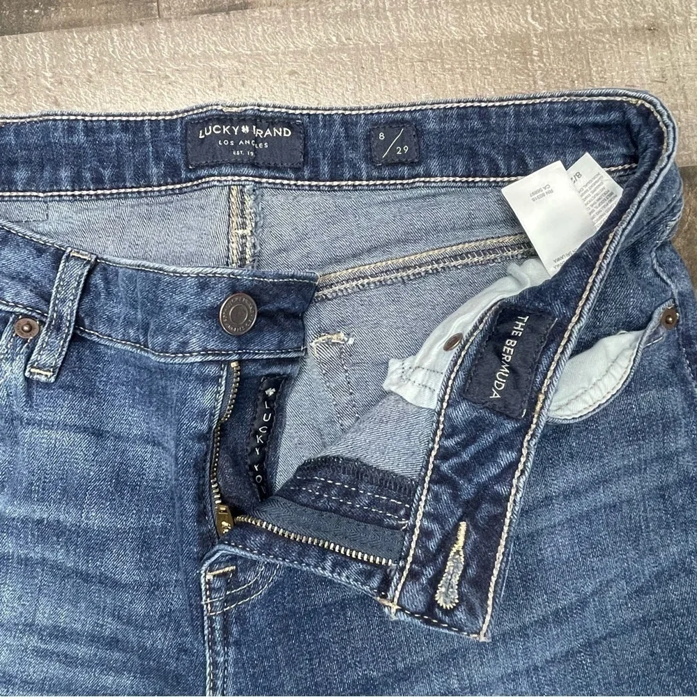 Lucky Brand Bermuda Jean Short size 8/29